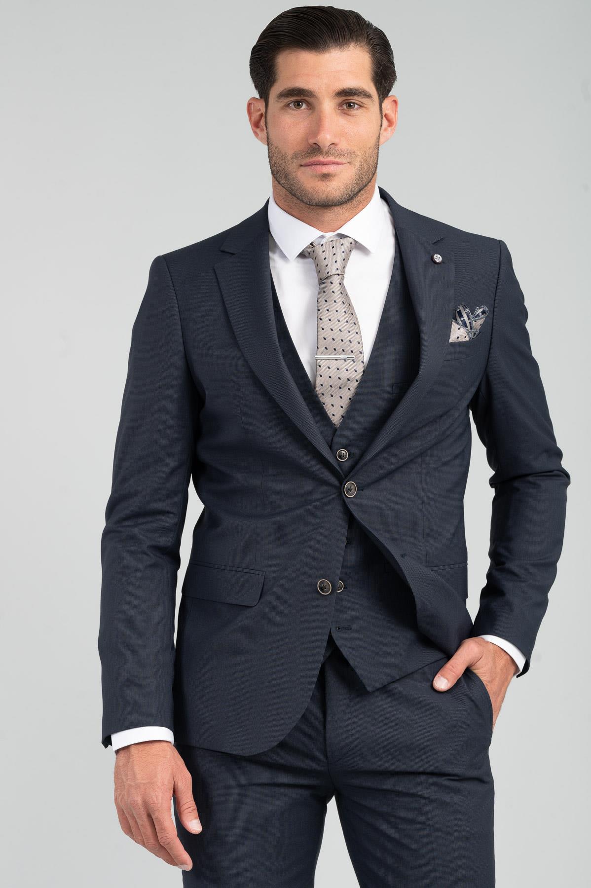 Vittorio Suit - Hyper Shops