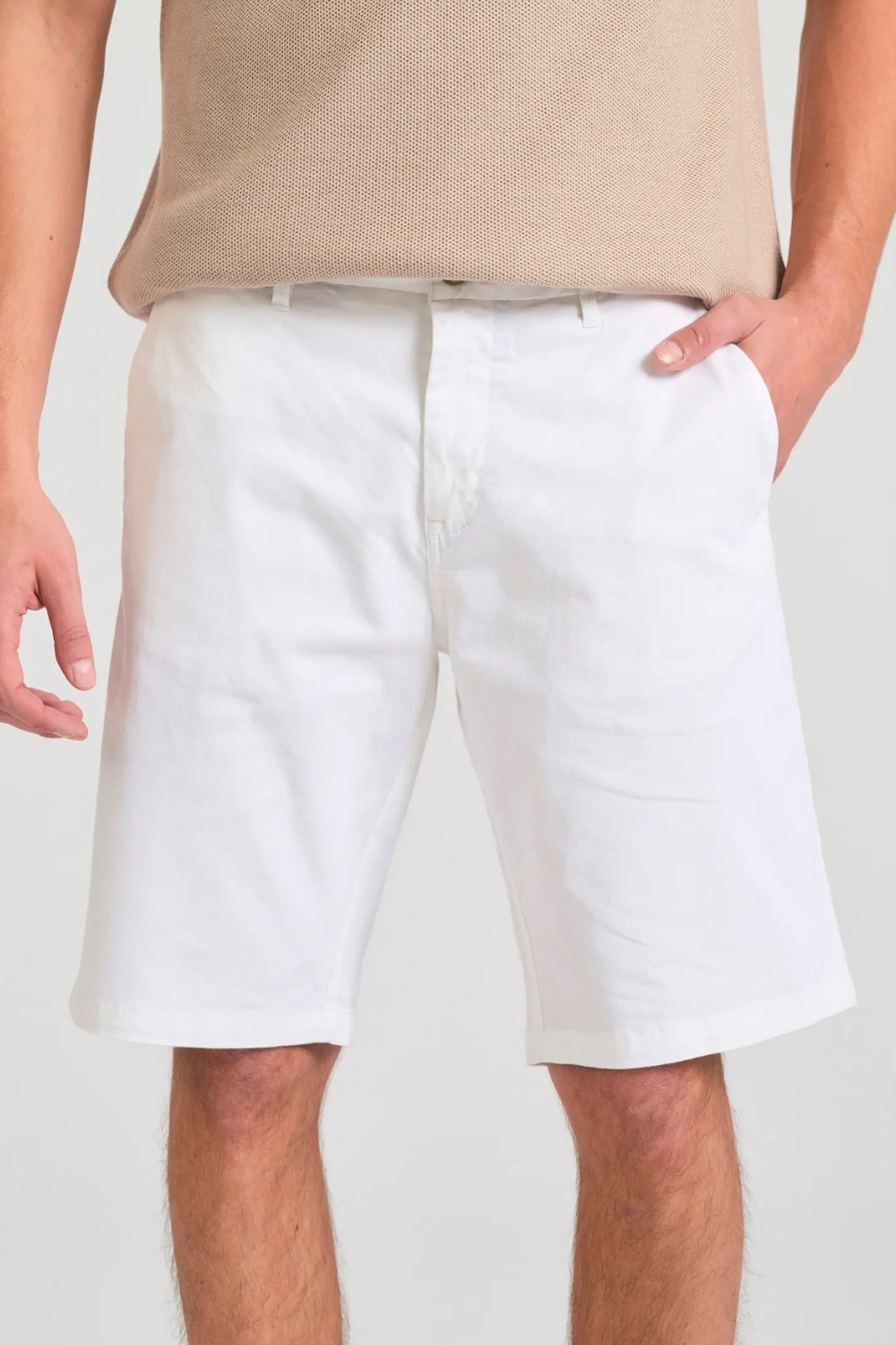 01100103whitef