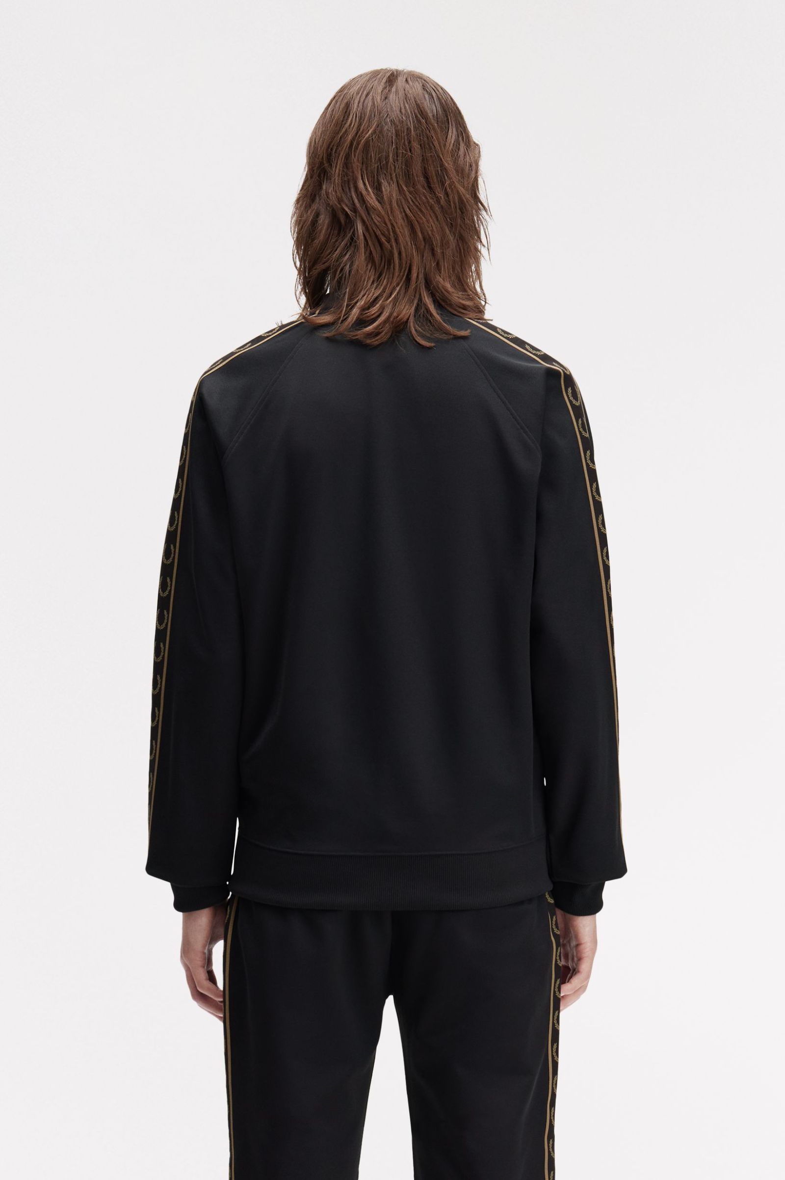 J5557_S77_V2_Q325_MOD3_BACK