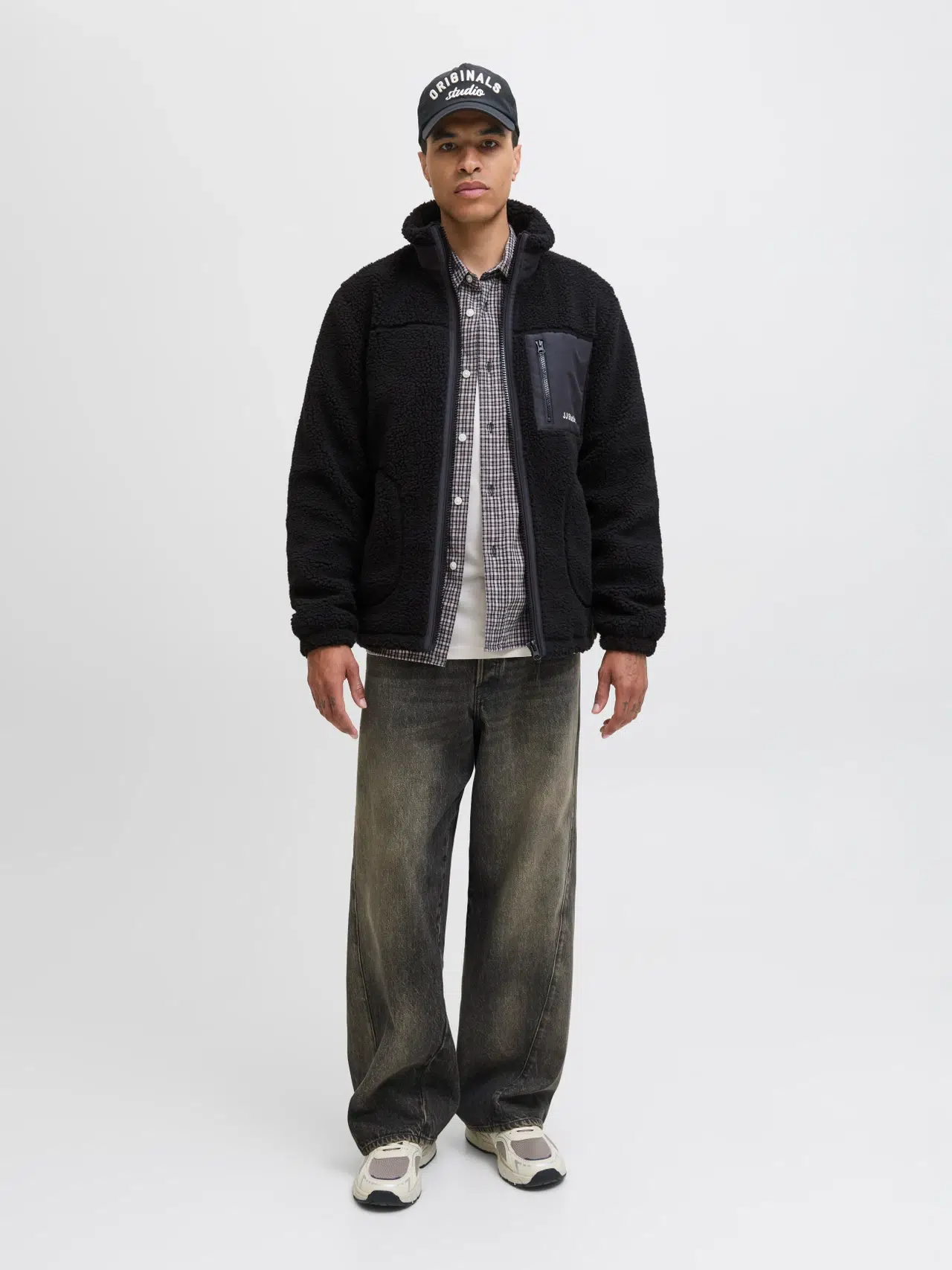jackjones-jjesohoteddyjacketnoos-black (2)